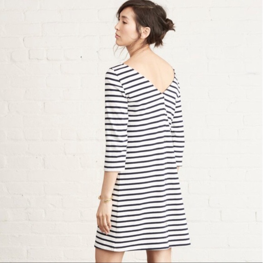 NWOT Amour Vert Trista Navy Stripe Dress
